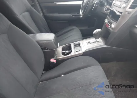 2013 Subaru Outback 2.5I Premium из США, поврежденный, VIN 4S4BRBGC6D3282123